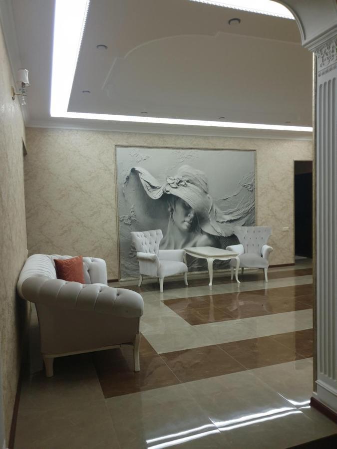 Khrchit Hotel Martuni Kültér fotó