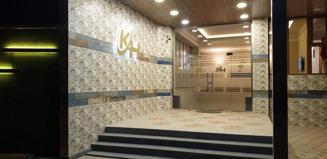 Khrchit Hotel Martuni Kültér fotó